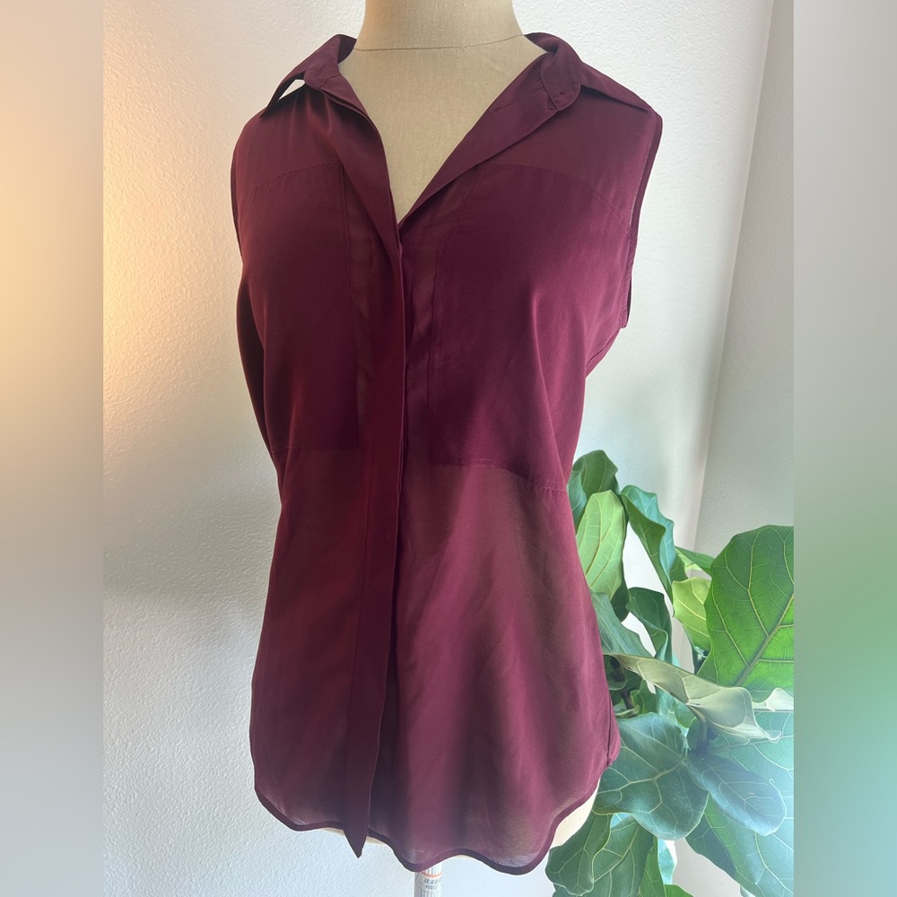 Theory sleeveless silk button down